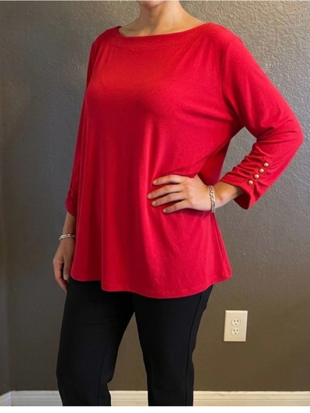 Susan Graver Red Boatneck Top with Gold-Tone Sleeve Buttons size 2X